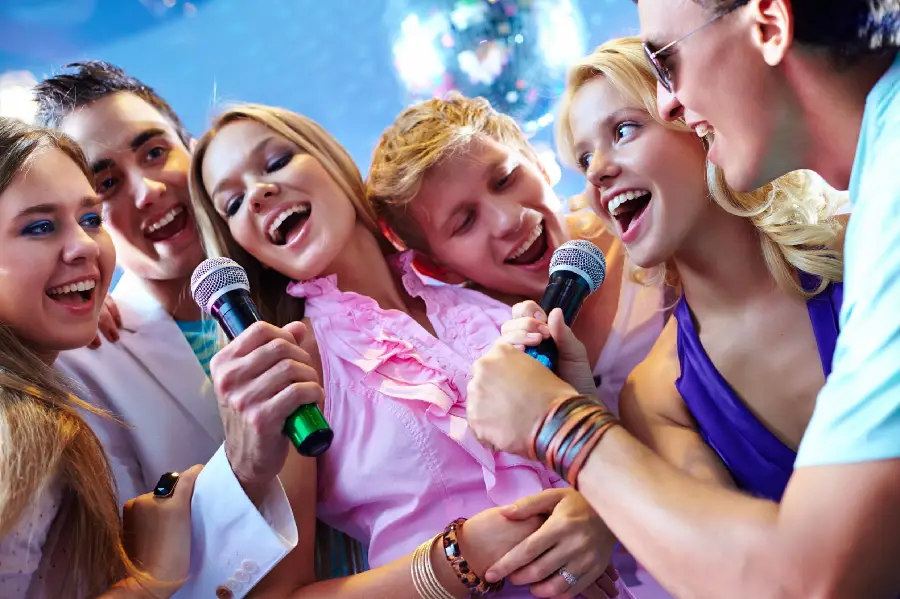 karaoke-night